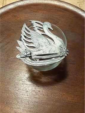 B 23. Tuckahoe Pewter by Mimi Laveri peice on votive holder.